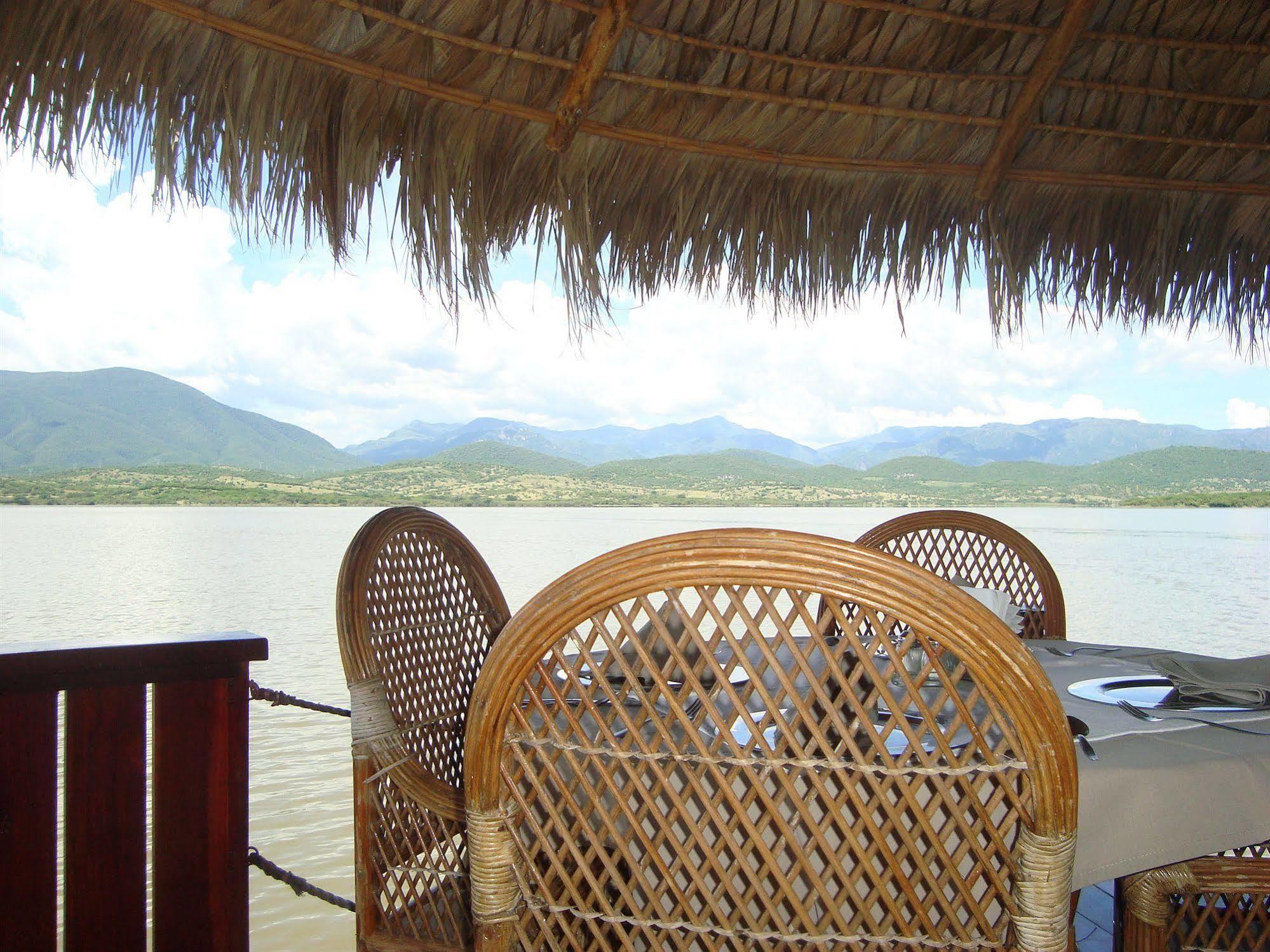 ホテルVida En El Lago Tepecoacuilco de Trujano エクステリア 写真